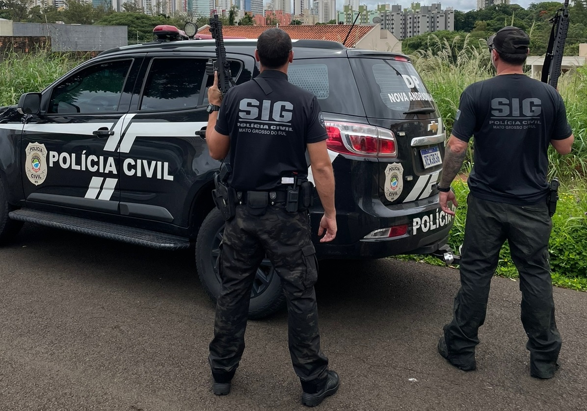 Policiais cumpriram quatro mandados de busca - Foto: Pol&iacute;cia Civil/Divulga&ccedil;&atilde;o